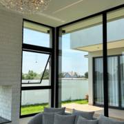 Janelas de Alumínio para Residências: Escolhas Inteligentes com a Vertical Glass