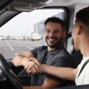 Auto Escola 4 Rodas: Tradição que Gira com Você em Mineiros