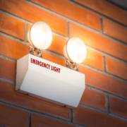 Luz de emergência: saiba como funciona e onde usar