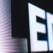 Guia completo de painéis de LED outdoor: durabilidade e instalação