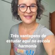 A Escola Harmonia fica em Piracicaba e trabalha com Musicalização Infantil com bebês à partir de 8 meses até crianças de 8 anos.