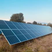 Limpeza de Placas Solares em Sorocaba SP: por que a manutenção faz diferença na geração de energia