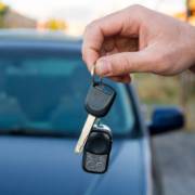 Já imaginou ficar trancado para fora do carro bem na hora da pressa?