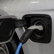 Carregador de carro elétrico
