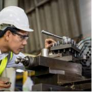 Retrofit em máquinas industriais: uma solução inteligente para aumentar a produtividade