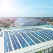 Conheça os benefícios da energia solar para indústrias