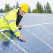 QUAL A IMPORTÂNCIA DA LIMPEZA DE PLACAS SOLARES REGULARMENTE?