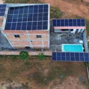 Energia Solar Residencial instalada em Casa de Praia em Arembepe/BA