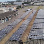 Sistema fotovoltaico em empresa de transportes