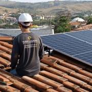 Energia Solar Residencial: Benefícios e Instalação com a Tudo Ligado Solar