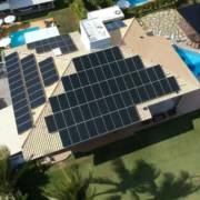 Residência Carlos Lordelo ( GUARAJUBA) - Potência 75 kwp