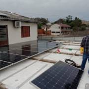 LIMPEZA DE PLACAS SOLAR E IMPERMEABILIZAÇÃO DE LAJE