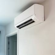 Mais conforto em Mineiros: instale seu ar-condicionado com quem entende do assunto!