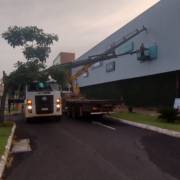 Içamento de Estruturas e Serviços com Cesto Aéreo