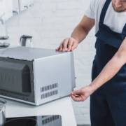 Vale a Pena Arrumar o Micro-ondas? Descubra as Vantagens do Conserto