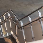 Corrimão em inox em Curitiba: segurança e elegância