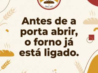 Antes de a porta abrir, o forno já está ligado.