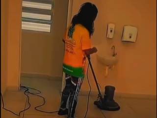 Limpeza Profissional com Excelência e Confiança