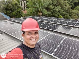 Mercadinho vem que tem do Sr. Moisés Israel.