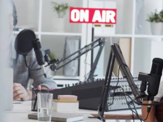 Quais são as vantagens de anunciar em uma rádio?