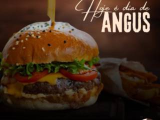 Quais as diferenças entre o hamburguer tradicional e o hamburguer artesanal?