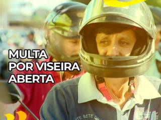 Multa por viseira aberta 