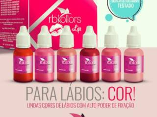 Para os lábios: cor!