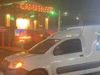 Fica Frio Distribuidora de Gelo: A sua parceira em eventos!