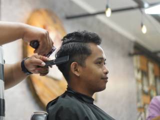 Seu corte, sua melhor versão! Venha para o Salão do Lazim