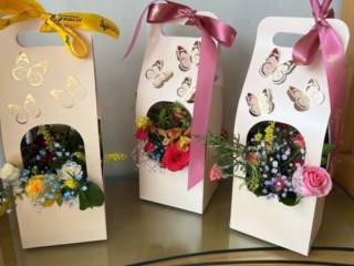 Presenteie quem você mais ama com as variadas opções especiais de presente da Floricultura Diacuí!