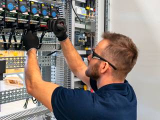 Eletricista Comercial para Empresas e Estabelecimentos