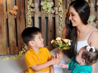 Registre momentos únicos com a Aribely Produções Fotográficas em Mineiros!