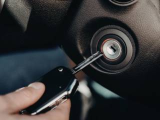 Quando o carro não responde, a solução precisa entra em ação