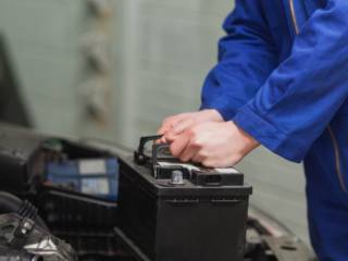 Bateria, alternador e motor de partida: atenção aos componentes elétricos