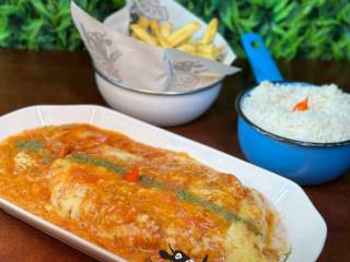 Filé à Parmegiana de Dar Água na Boca na Churrascaria Sudoeste em Mineiros