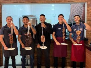 Rodízio Completo e Saboroso: Churrascaria Sudoeste em Mineiros