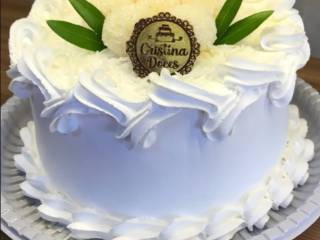 Algumas comemorações já começam pela sobremesa, sua torta te espera aqui na Cristina Doce & Festa 