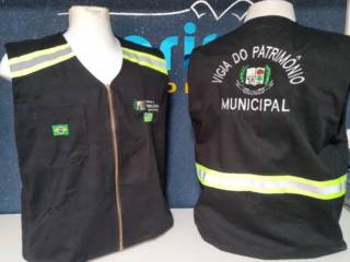 Mantenha-se protegido com nossos coletes refletores!