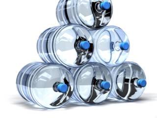 Precisa de água de galão? Chama o Potencia Gás!