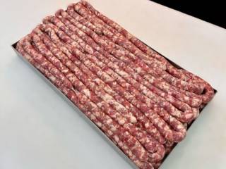 Você já conhece a nossa famosa linguiça caseira suína? Venha garantir a sua!