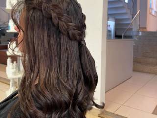 Espaço Raika Vilela: Penteados Lindos e Personalizados para Cada Ocasião em Mineiros!