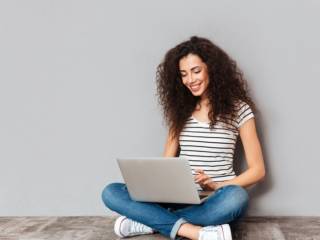 SKYPE LESSONS : De longe, trazendo seu conhecimento para perto!