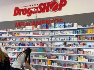 Está buscando por medicamentos, auto cuidado entre outros? Conte com a Drogashop em Mineiros!