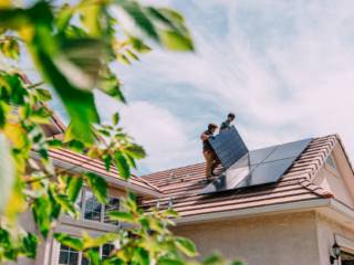 Os benefícios da energia solar para residências: economia na conta de luz e sustentabilidade ambiental.