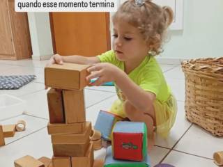 O brincar é a forma mais importante do APRENDER na primeira infância.