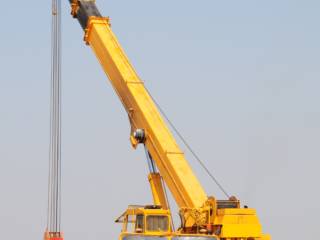 Aluguel de Guindastes em Gurupi: mais segurança para grandes projetos