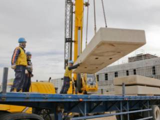 Guindastes e Caminhão Munck em Gurupi: força para grandes projetos