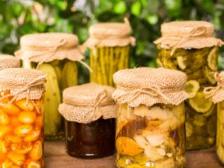 O Sabor Inconfundível das Conservas Artesanais: Benefícios e Diferenças