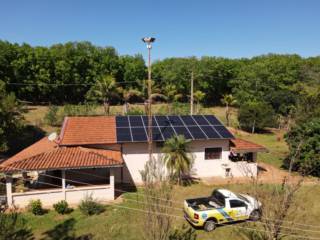 Instalação rural de energia solar em Mirassolândia
