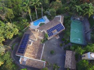 CASA EM VARGEM PEQUENA